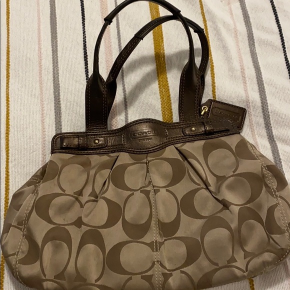 Handbags - COACH used bag